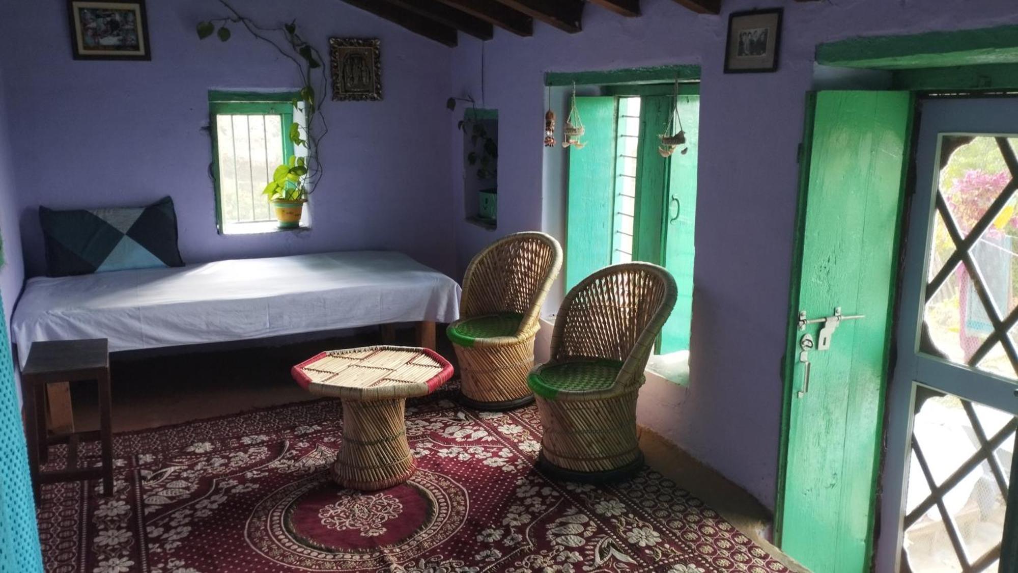 Dwarahat Village Farmstay- Babaji'S Cave Chambre photo