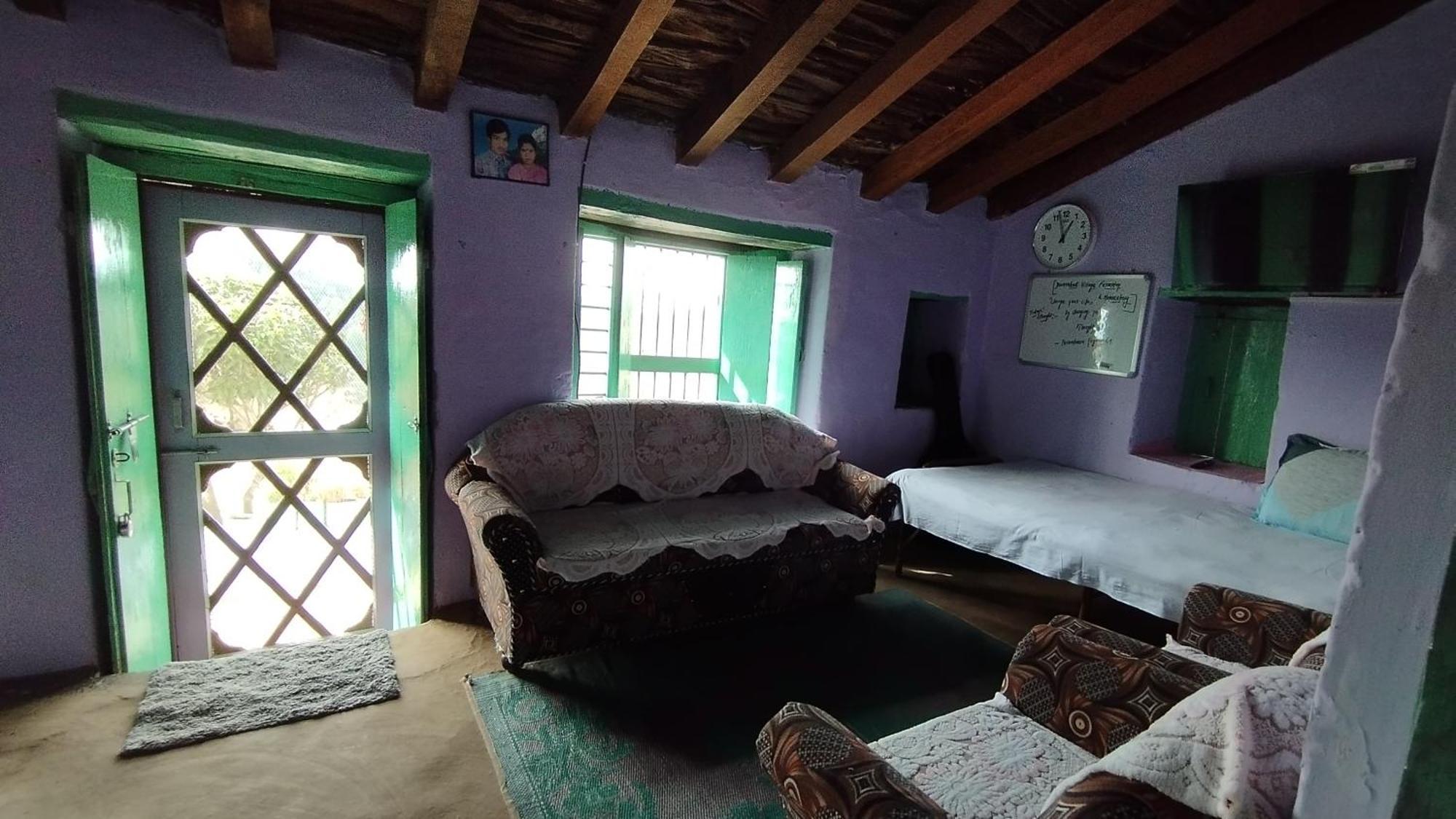 Dwarahat Village Farmstay- Babaji'S Cave Chambre photo