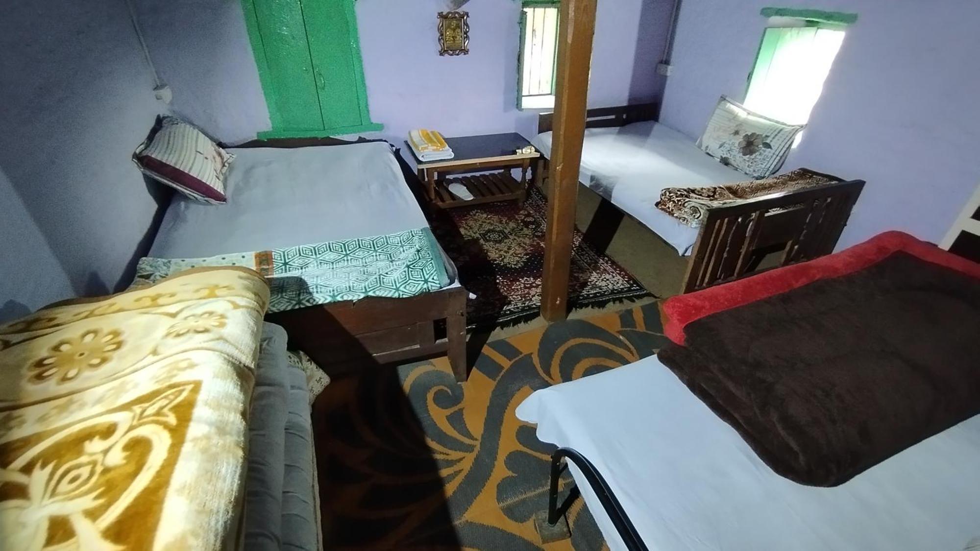 Dwarahat Village Farmstay- Babaji'S Cave Chambre photo