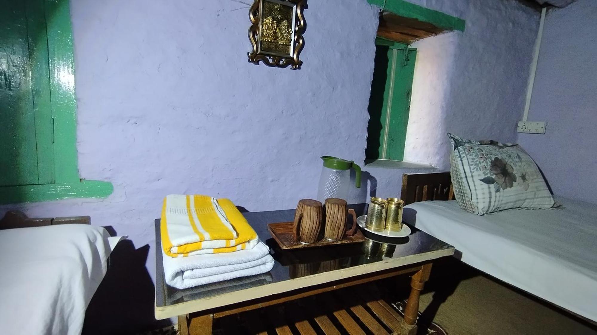 Dwarahat Village Farmstay- Babaji'S Cave Chambre photo