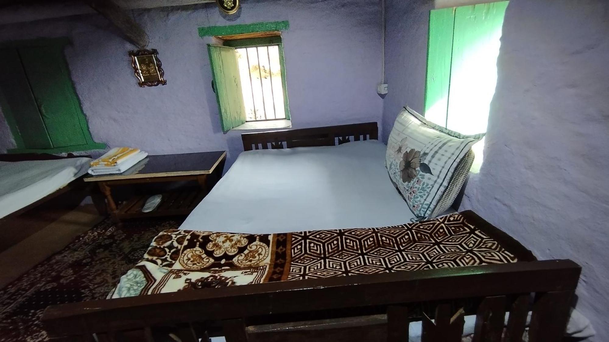 Dwarahat Village Farmstay- Babaji'S Cave Chambre photo